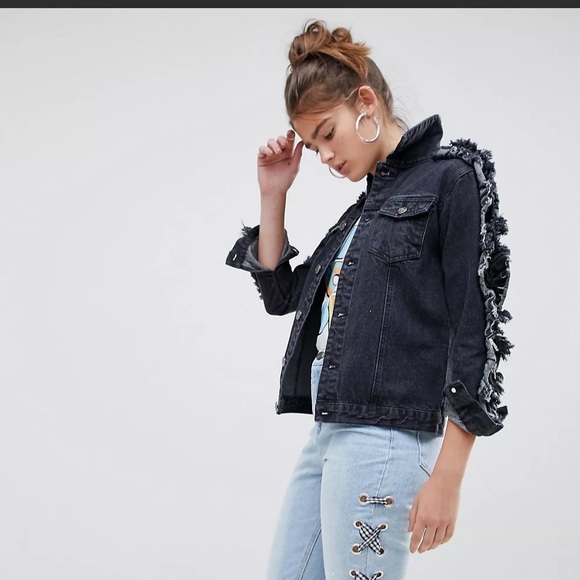 Nasty Gal Daisy Street denim jacket with ruffle sleeves - Picture 2 of 7